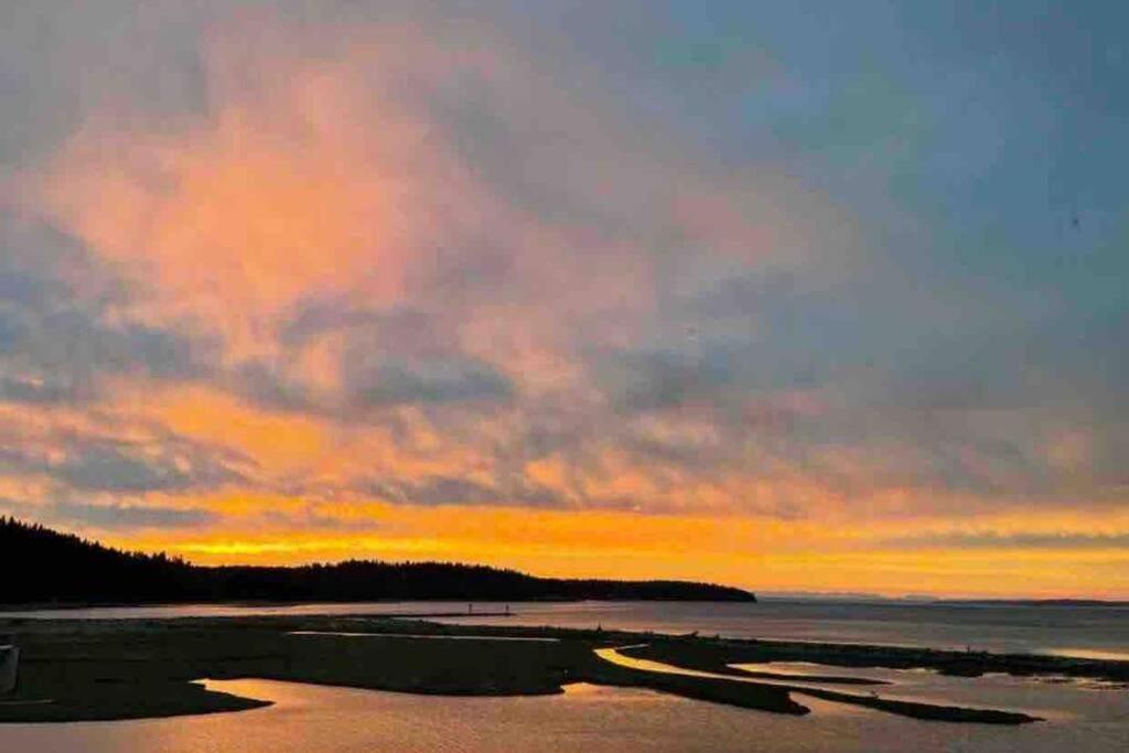 Вилла Oasis By The Sea Port Hadlock-Irondale Экстерьер фото